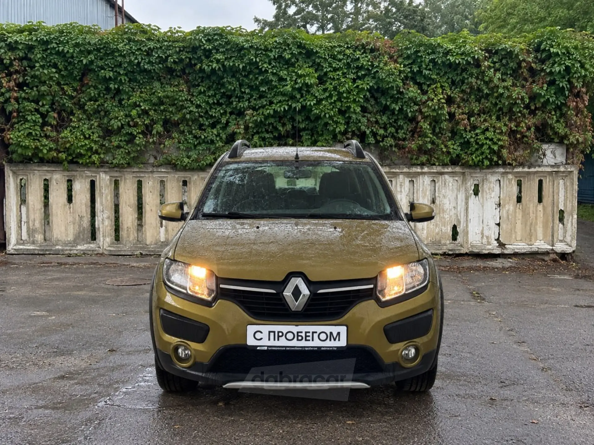  Sandero