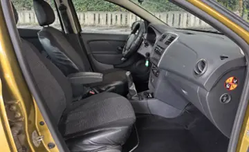 Renault Sandero 2016 года за 28 590 BYN в Гомель