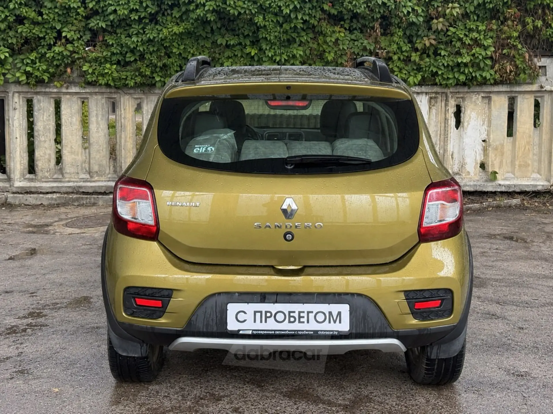  Sandero